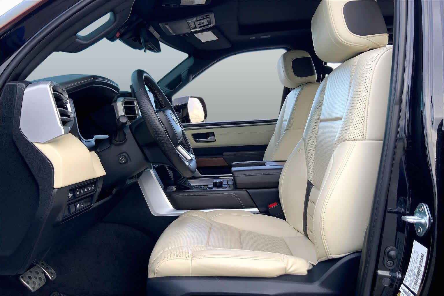 2023 Toyota Tundra photo 8 of 36