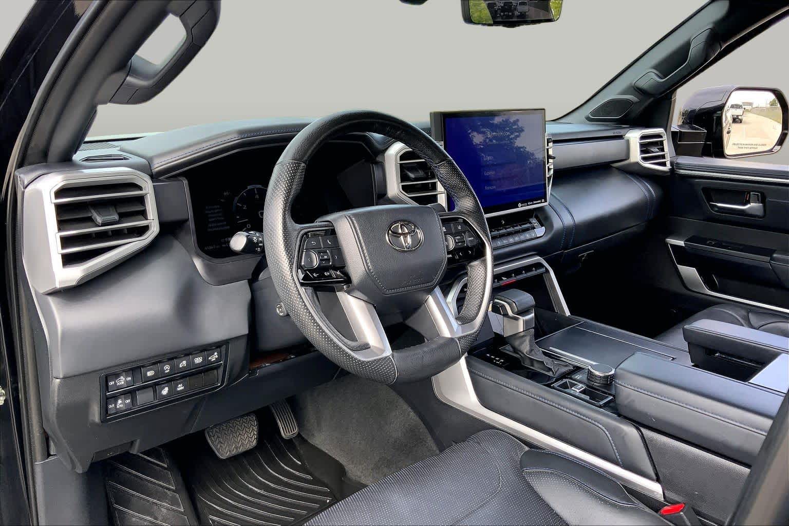 2023 Toyota Tundra photo 17 of 36
