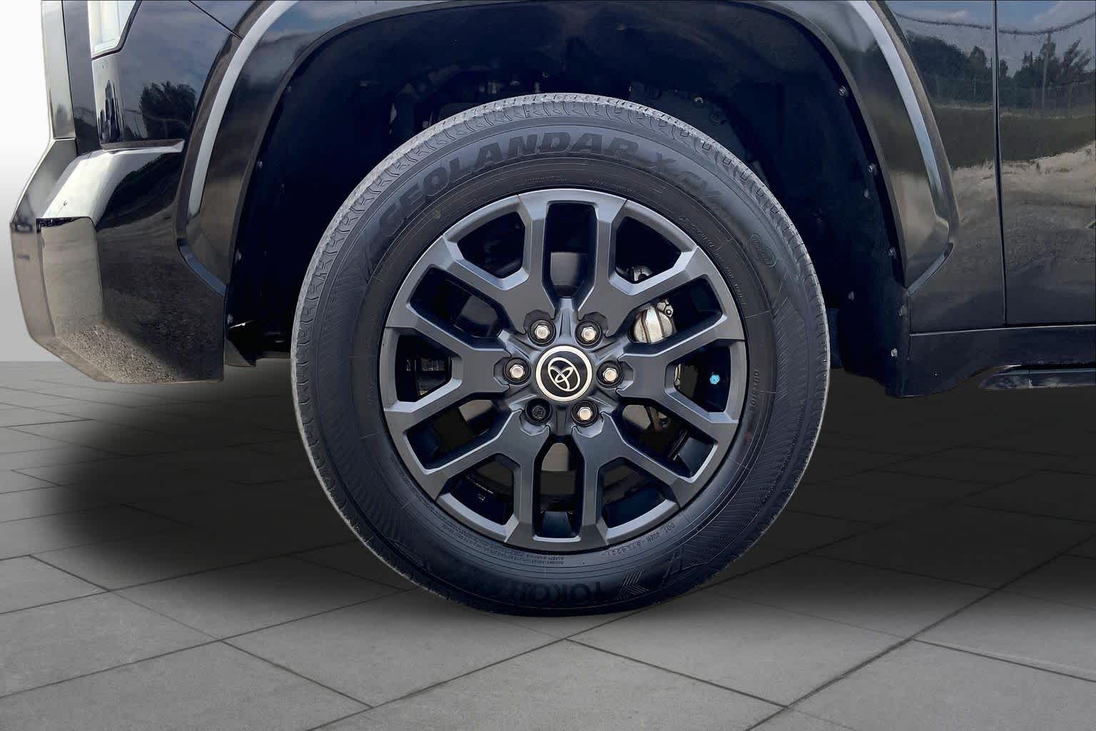 2023 Toyota Tundra photo 11 of 36
