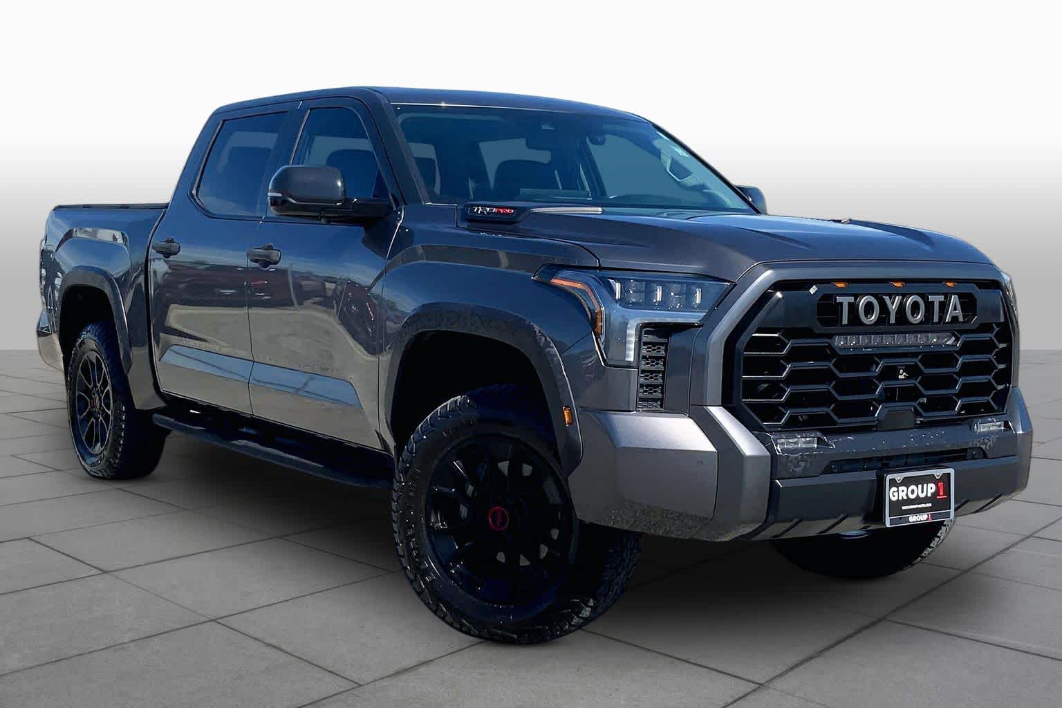 2023 Toyota Tundra photo 3 of 36