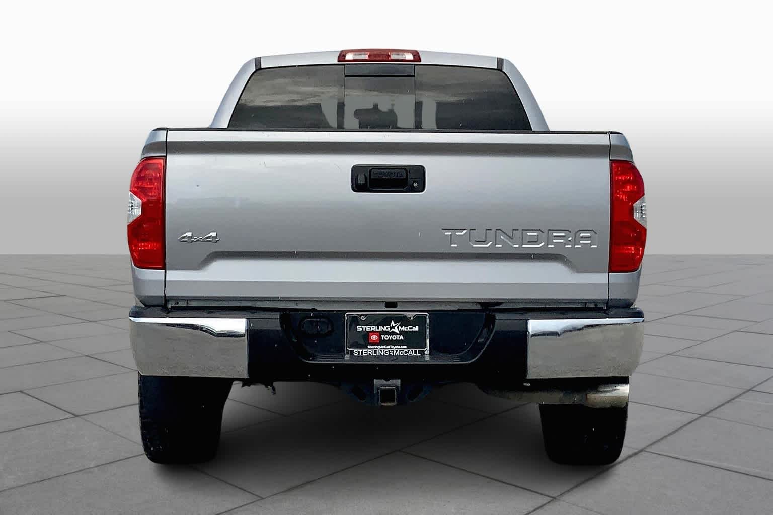 2016 Toyota Tundra SR5 - 4