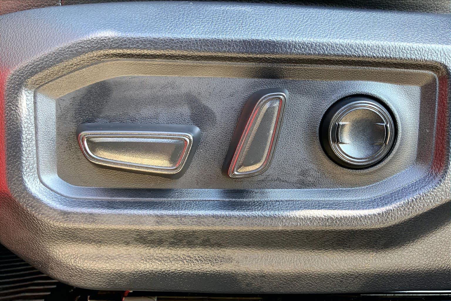 2026 Toyota Tundra photo 34 of 36