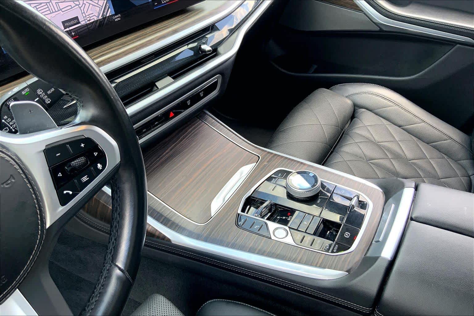 2023 BMW X7 xDrive40i xDrive40i Alpine White at Group 1 Toyota Southwest