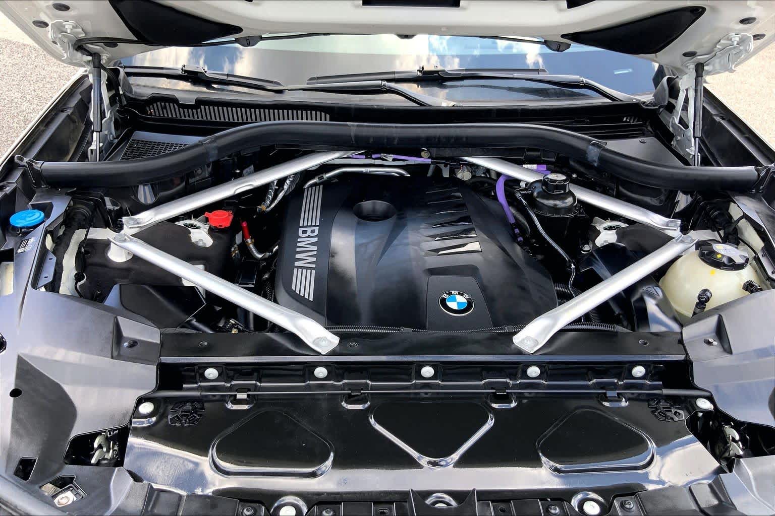 2023 BMW X7 xDrive40i xDrive40i Alpine White at Group 1 Toyota Southwest