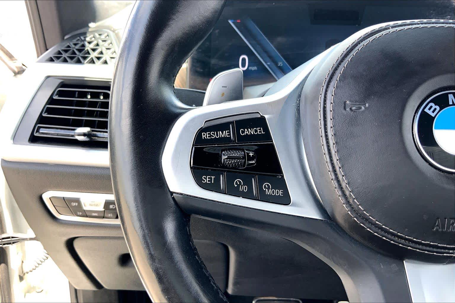 2023 BMW X7 xDrive40i xDrive40i Alpine White at Group 1 Toyota Southwest