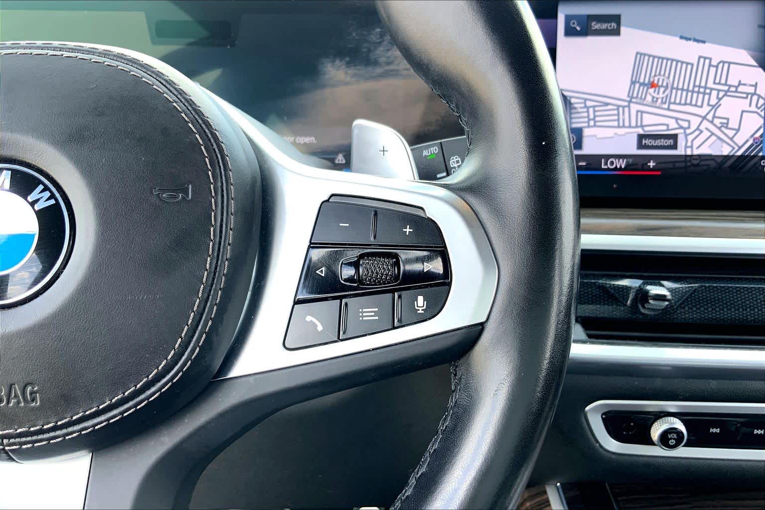 2023 BMW X7 xDrive40i xDrive40i Alpine White at Group 1 Toyota Southwest