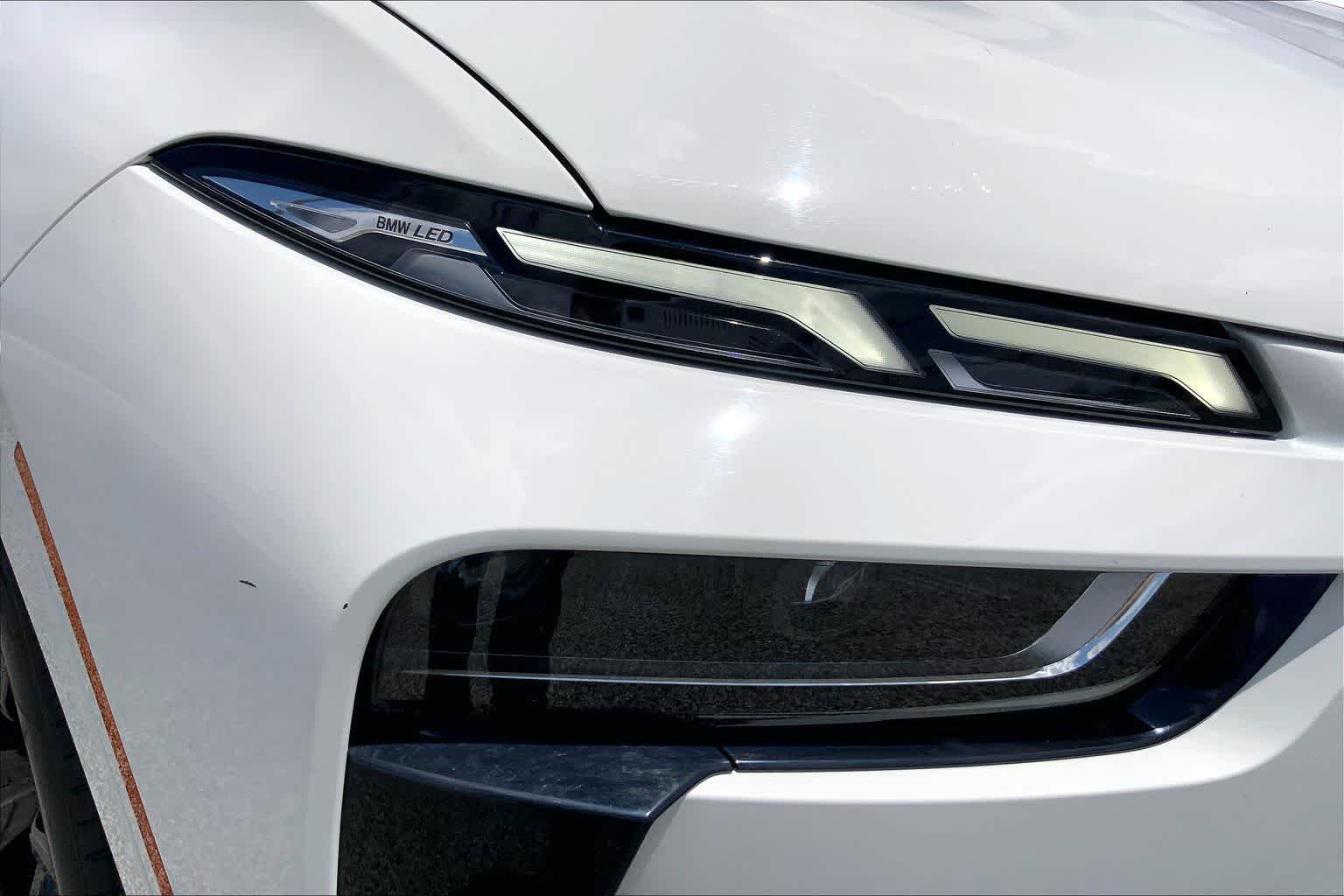 2023 BMW X7 xDrive40i xDrive40i Alpine White at Group 1 Toyota Southwest