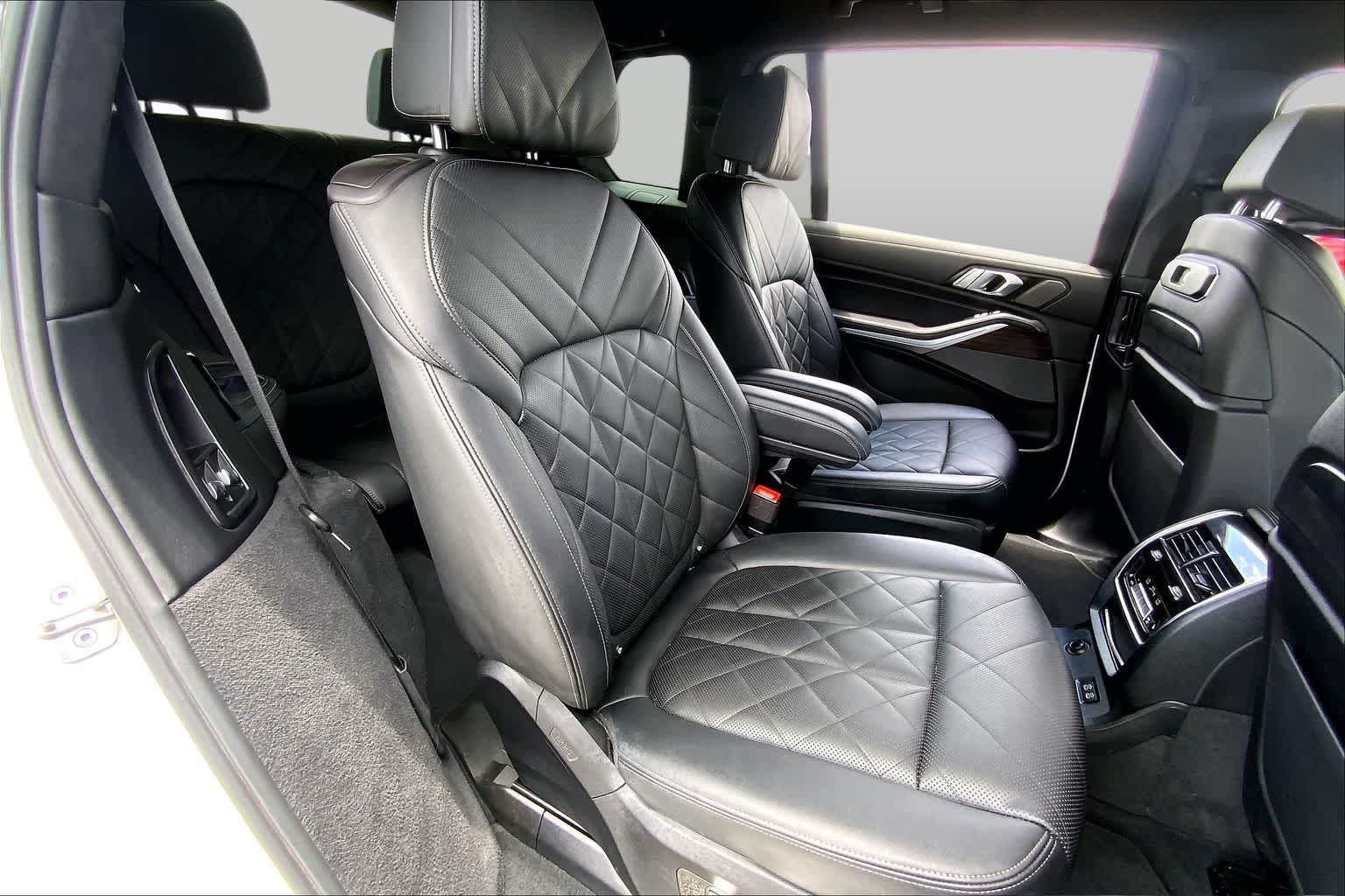 2023 BMW X7 xDrive40i xDrive40i Alpine White at Group 1 Toyota Southwest