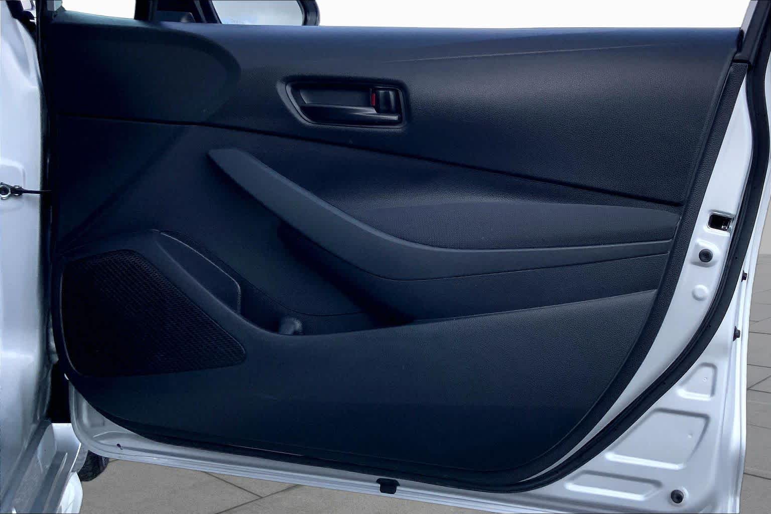 2024 Toyota Corolla LE Classic Silver Metallic at Davis Chevrolet