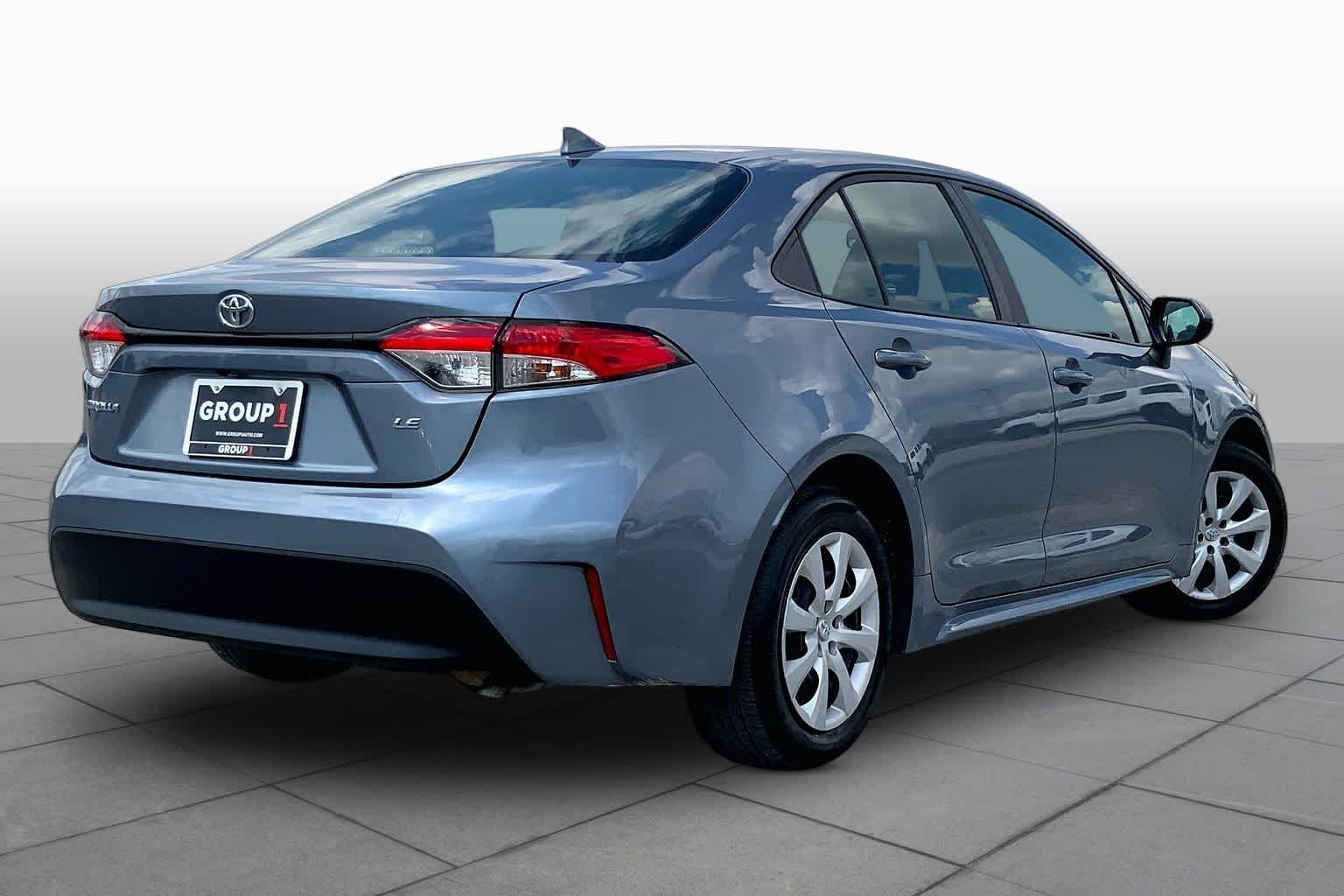2024 Toyota Corolla photo 13 of 36