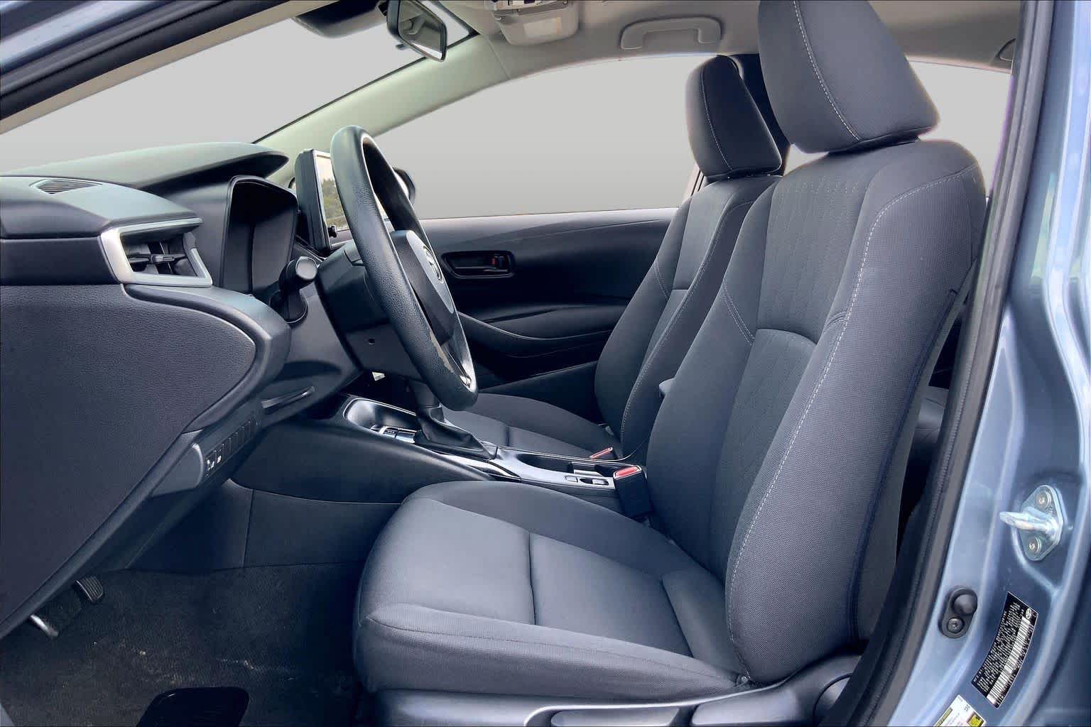 2024 Toyota Corolla photo 8 of 36