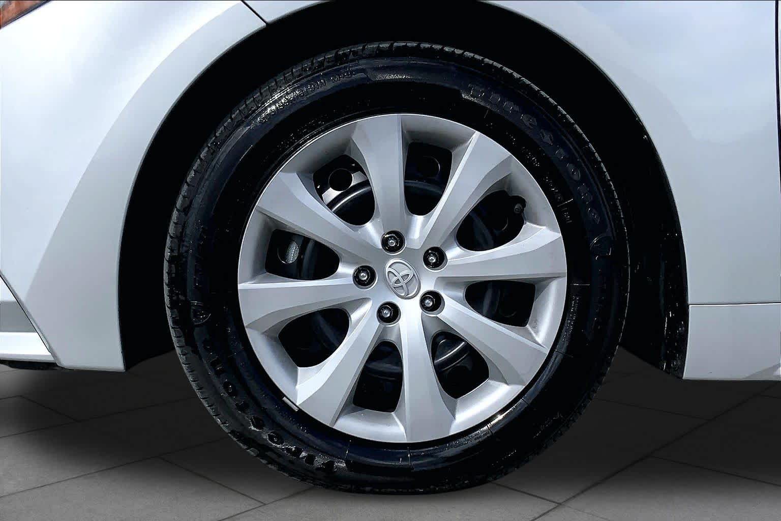 2026 Toyota Corolla LE Classic Silver Metallic at Honda of Clear Lake