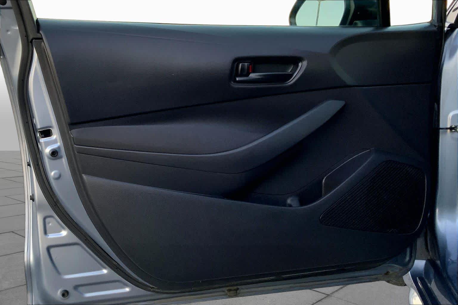 2024 Toyota Corolla photo 21 of 36