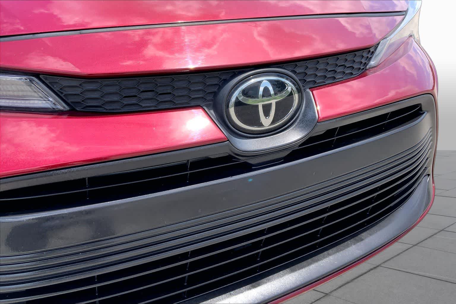2024 Toyota Corolla LE Ruby Flare Pearl at Group 1 Toyota Southwest