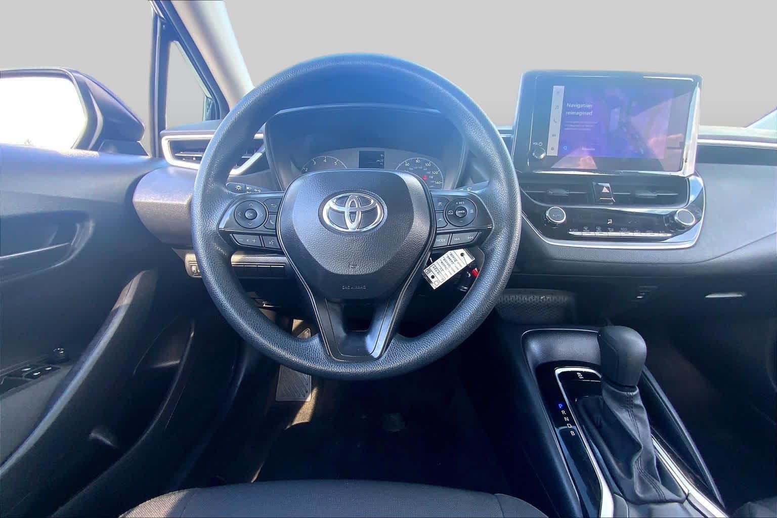 2024 Toyota Corolla photo 6 of 36