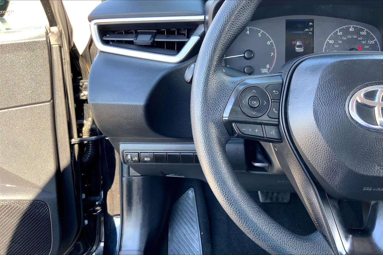 2024 Toyota Corolla photo 23 of 36