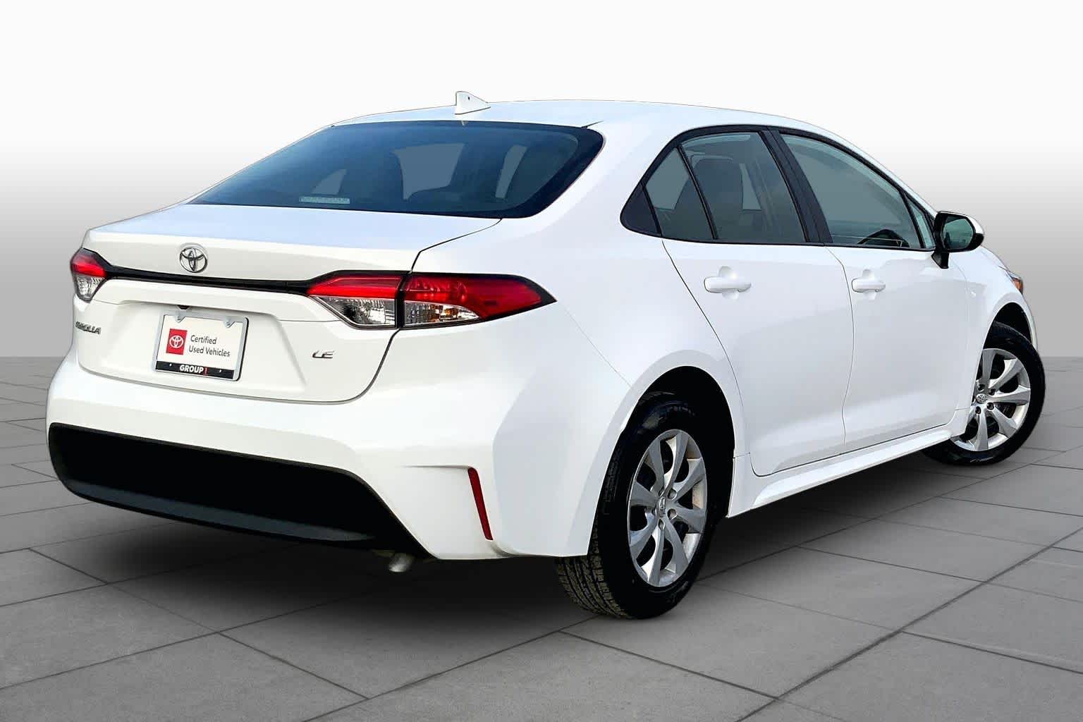2026 Toyota Corolla LE Ice Cap at Beck & Masten Kia