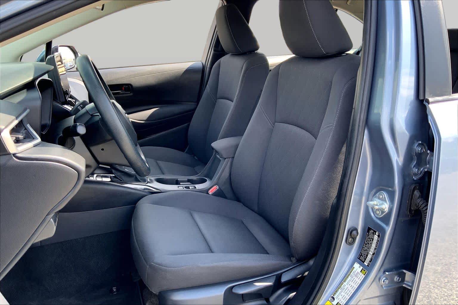 2024 Toyota Corolla photo 8 of 36