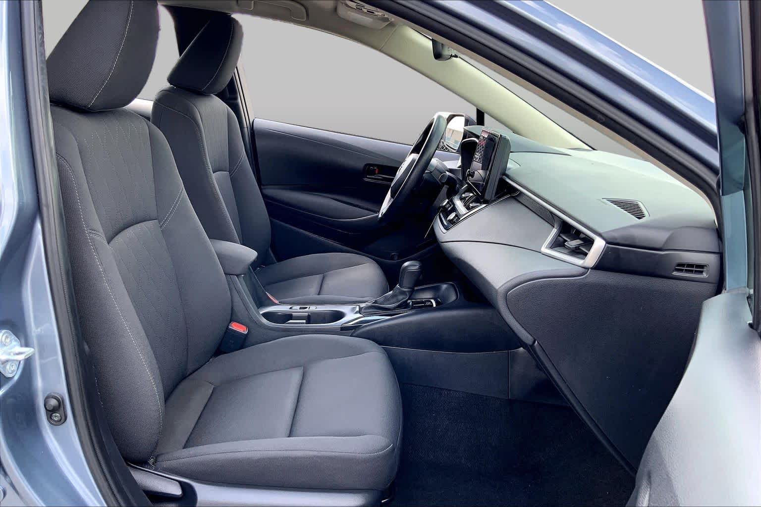 2024 Toyota Corolla photo 9 of 36