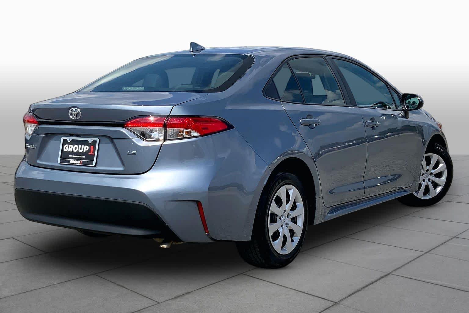 2024 Toyota Corolla photo 13 of 36