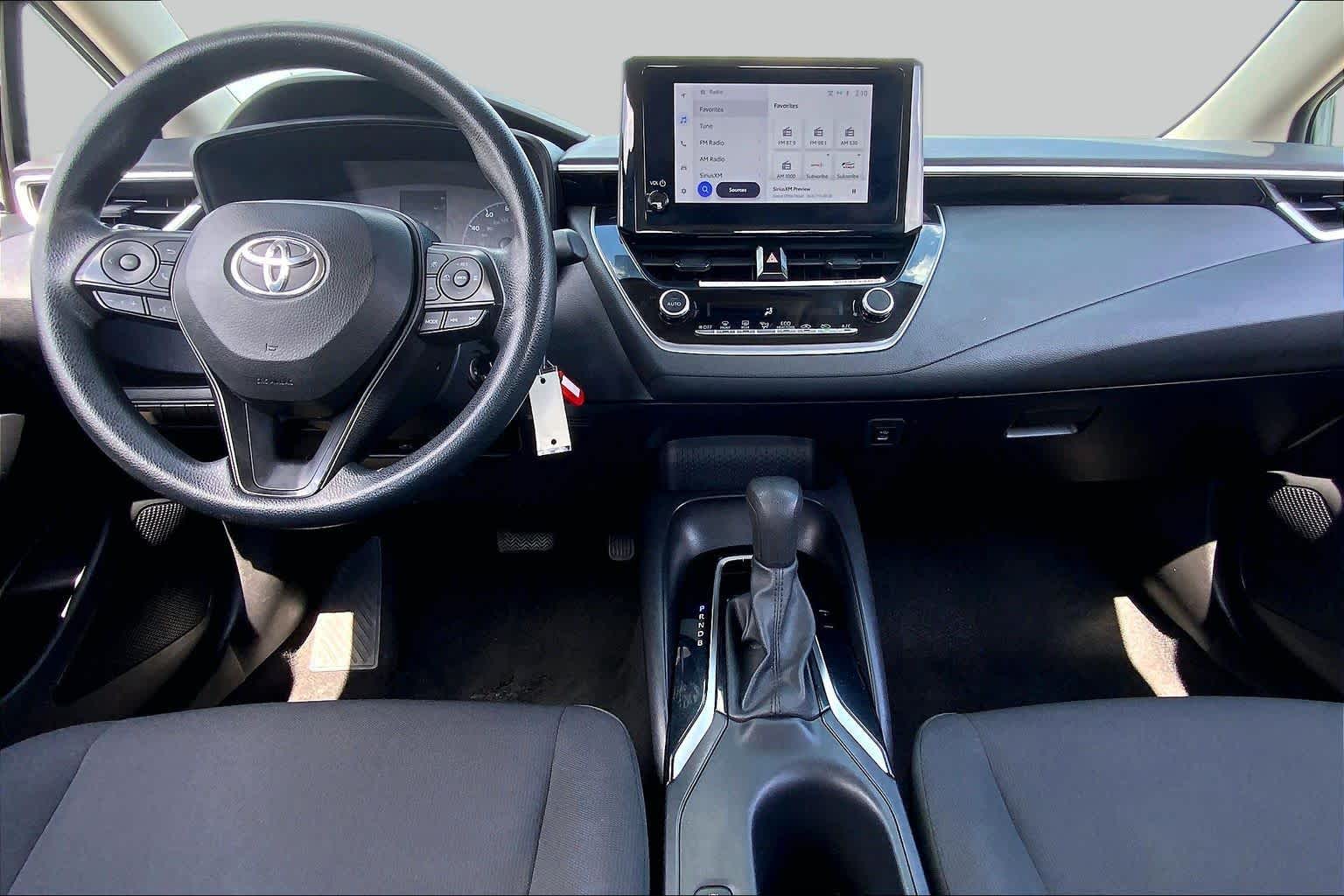 2024 Toyota Corolla photo 15 of 36