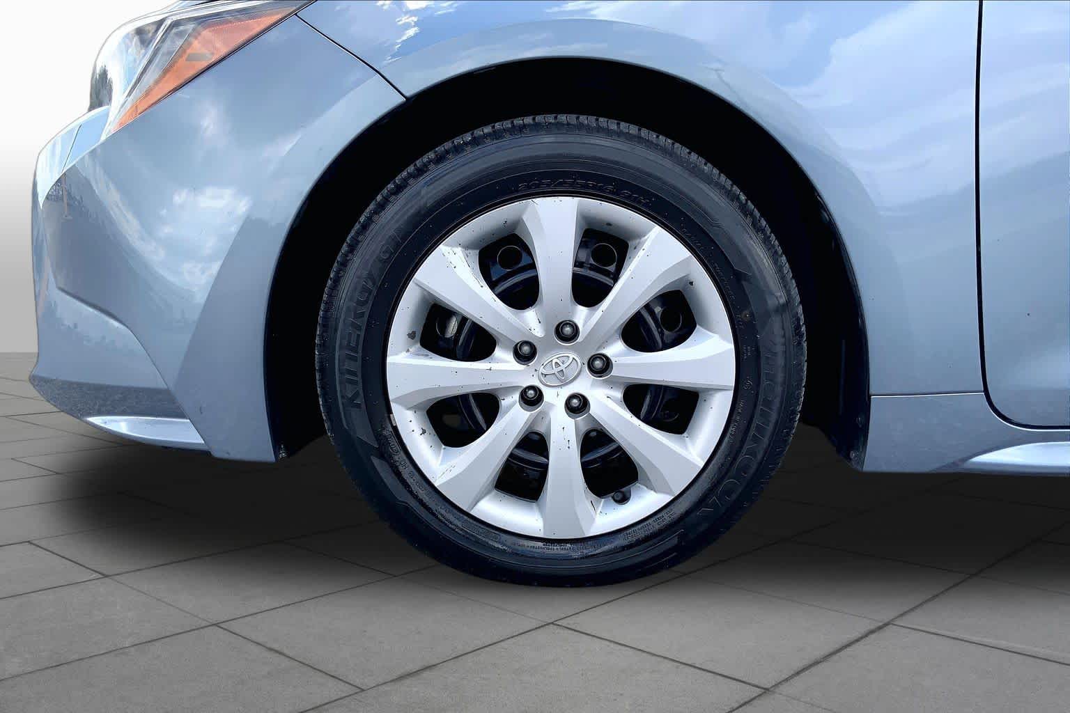 2024 Toyota Corolla photo 11 of 36