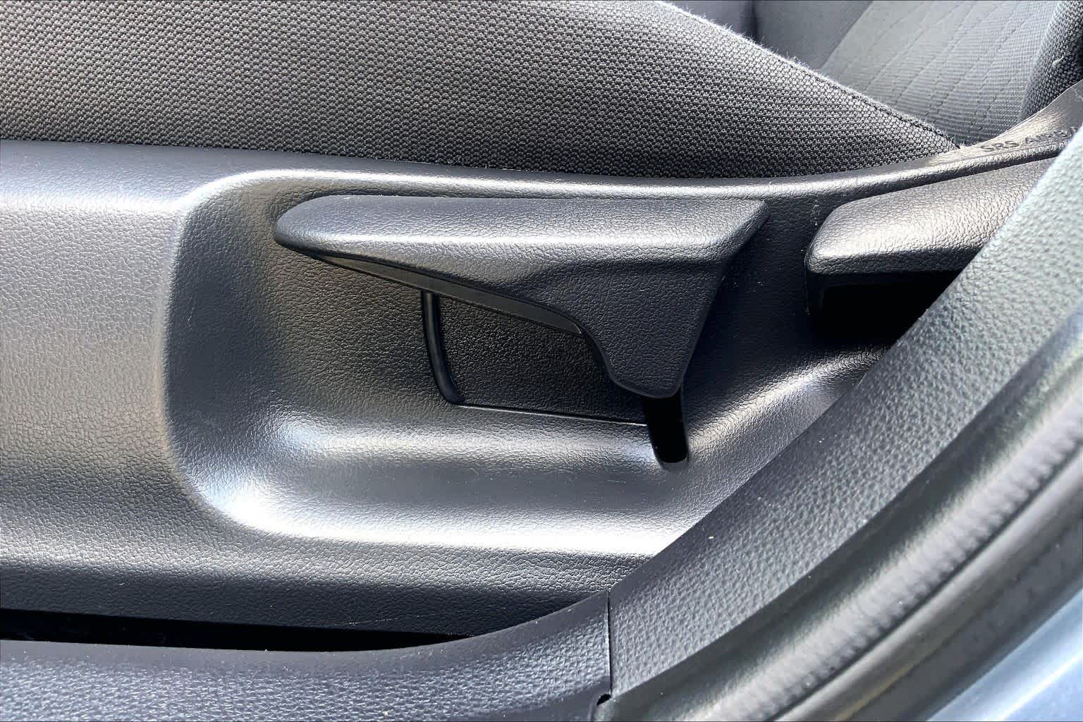 2024 Toyota Corolla photo 34 of 36