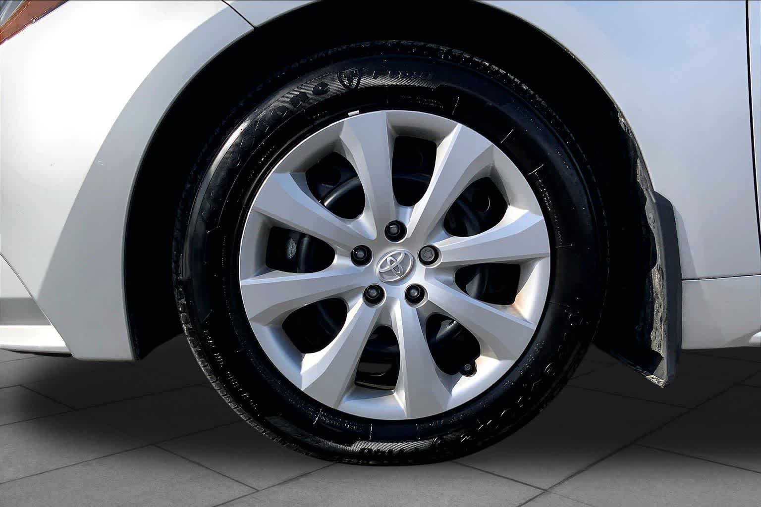 2024 Toyota Corolla LE Classic Silver Metallic at HGreg Houston