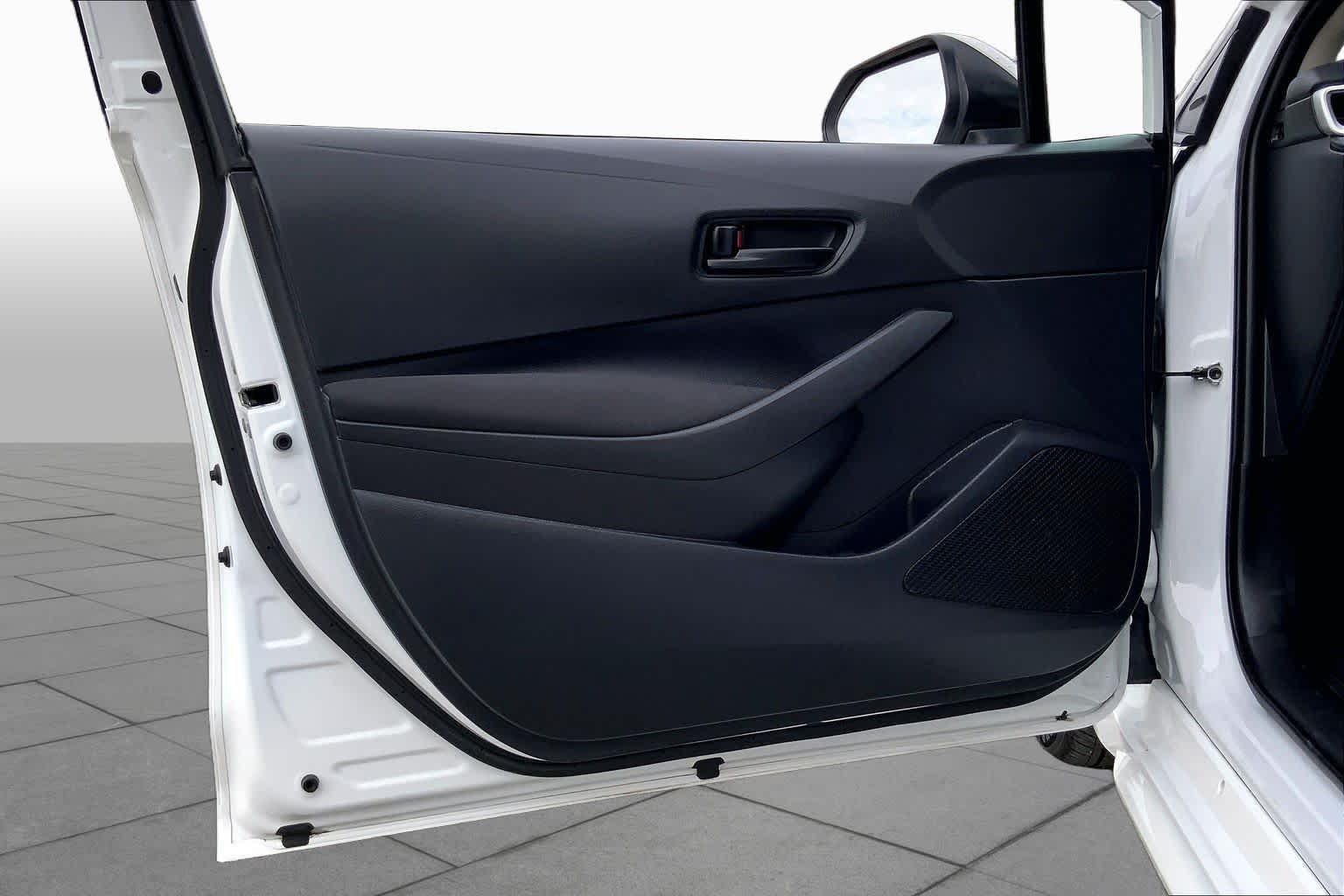 2025 Toyota Corolla LE Ice Cap at Davis Chevrolet