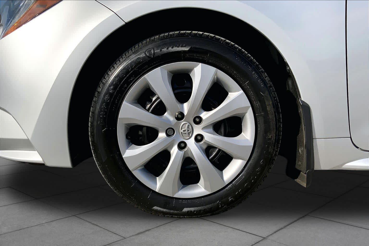 2025 Toyota Corolla LE Classic Silver Metallic at Davis Chevrolet