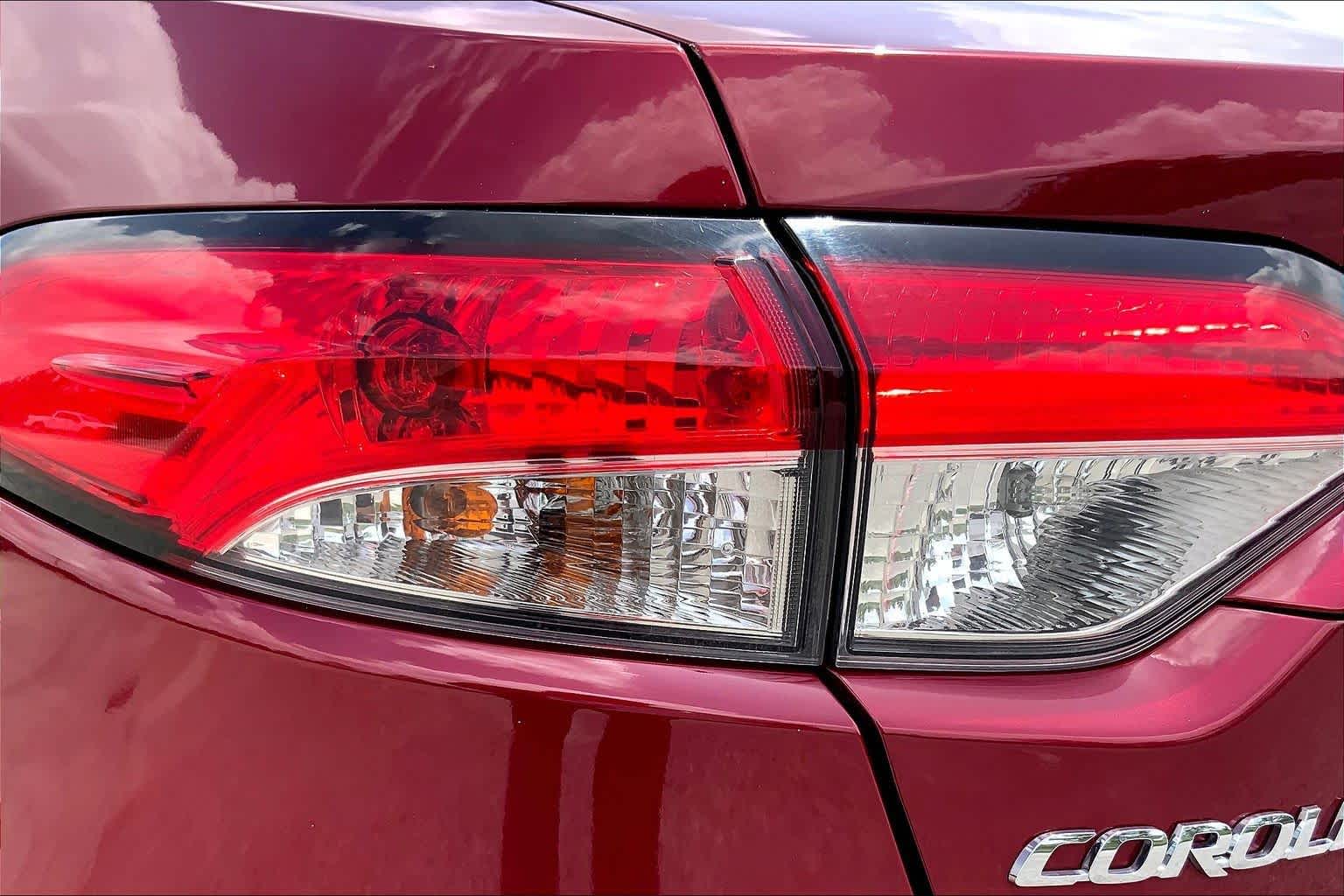 2024 Toyota Corolla LE Ruby Flare Pearl at Group 1 Toyota Southwest