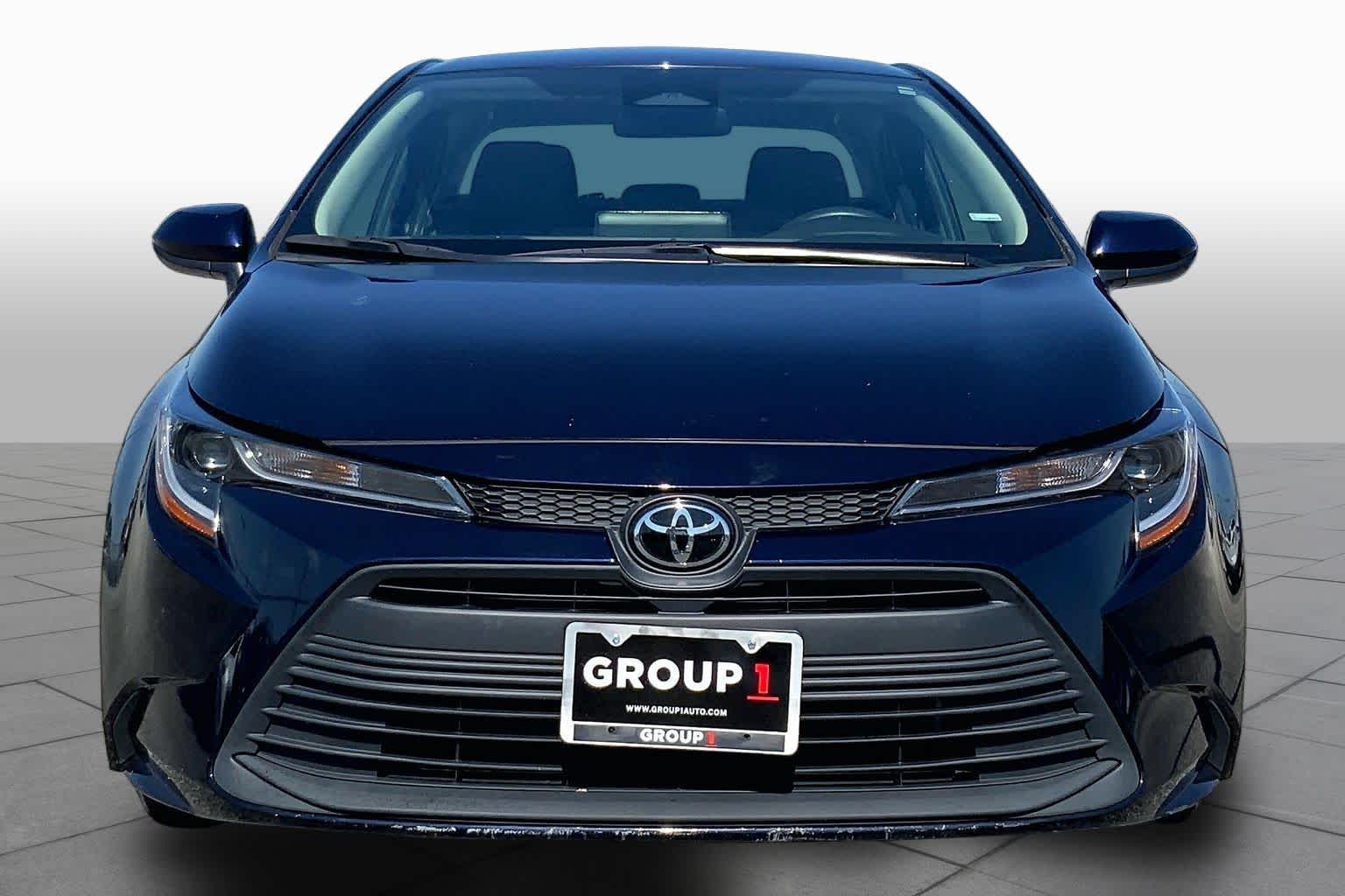 2024 Toyota Corolla photo 4 of 36