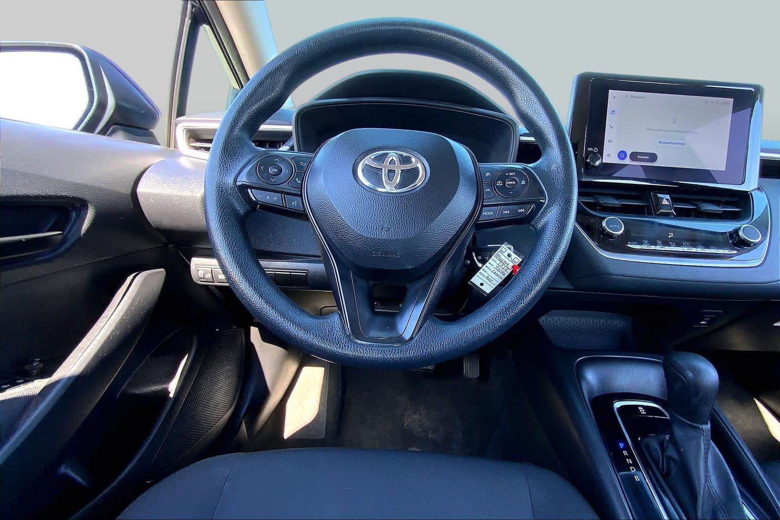 2024 Toyota Corolla photo 6 of 36