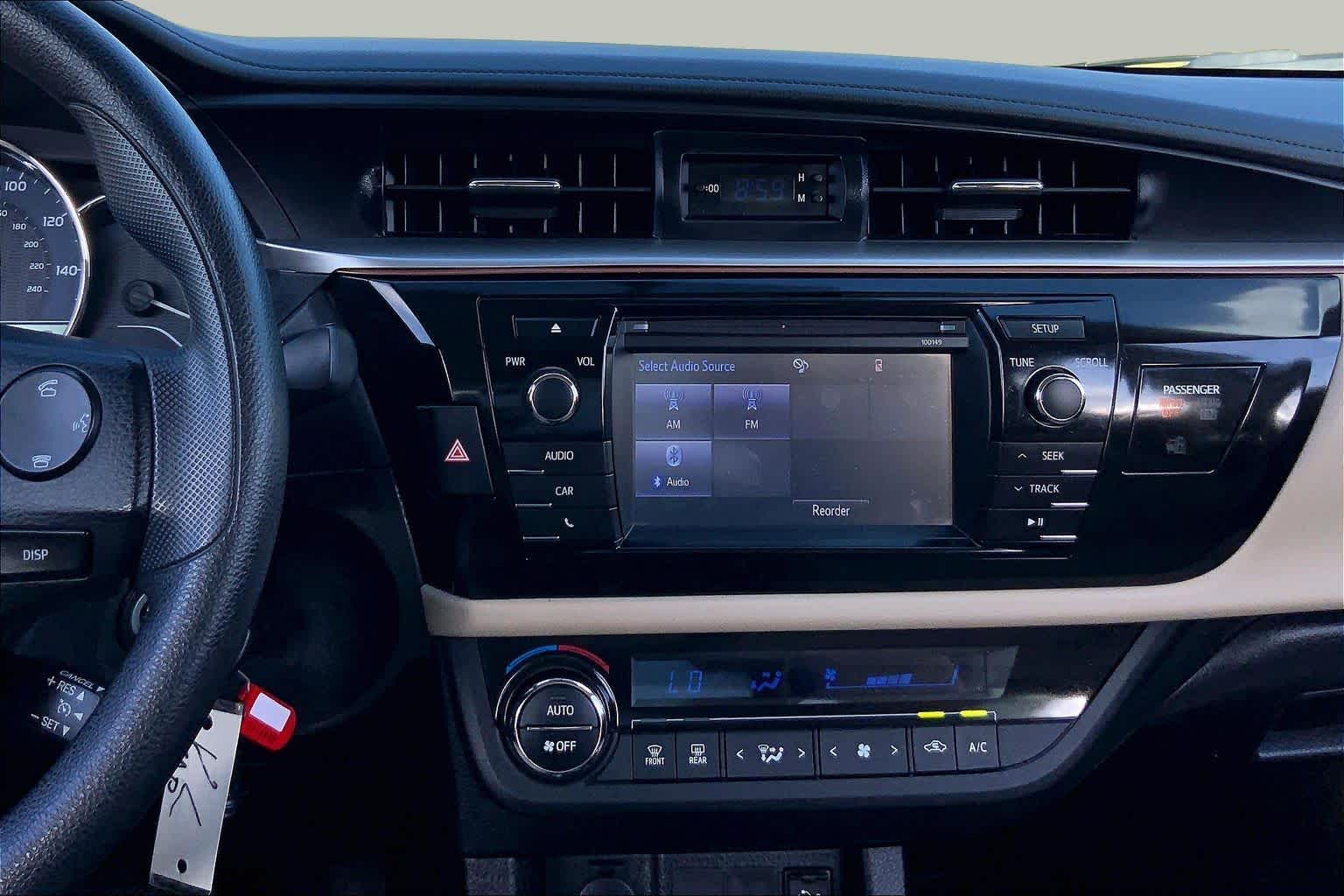 2015 Toyota Corolla LE Super White at AutoNation USA Houston