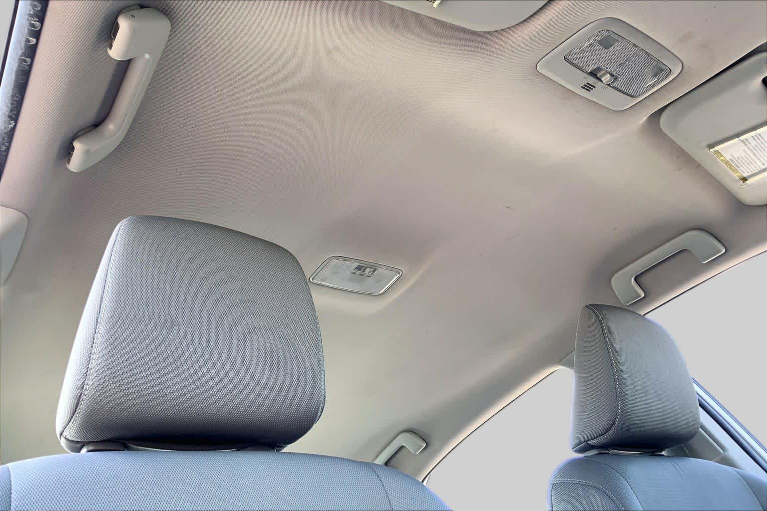 2016 Toyota Corolla LE Super White at Auto Boutique Texas