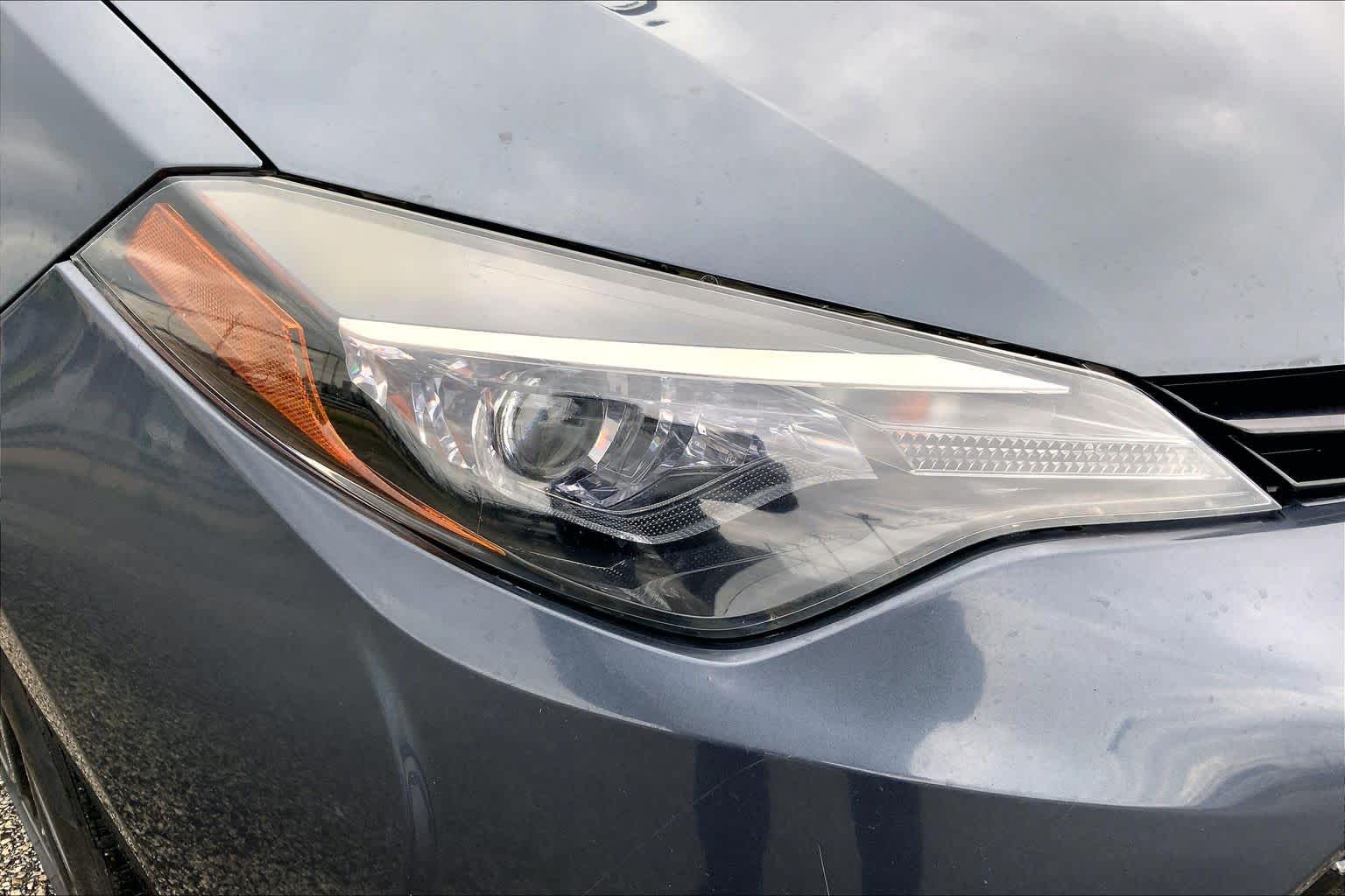 2018 Toyota Corolla LE Slate Metallic at AutoNation USA Houston