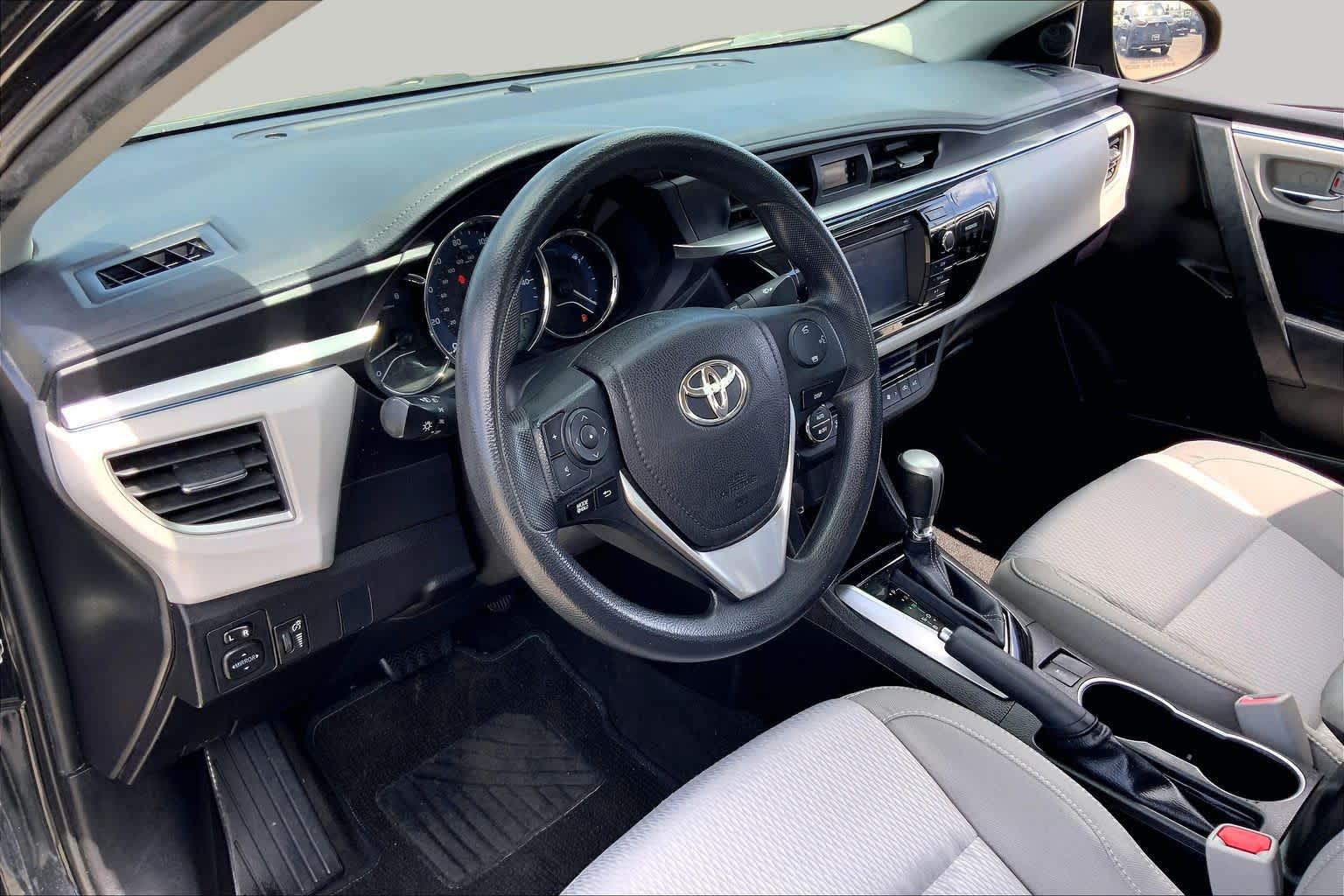 2016 Toyota Corolla LE Black Sand Pearl at Group 1 Toyota Southwest