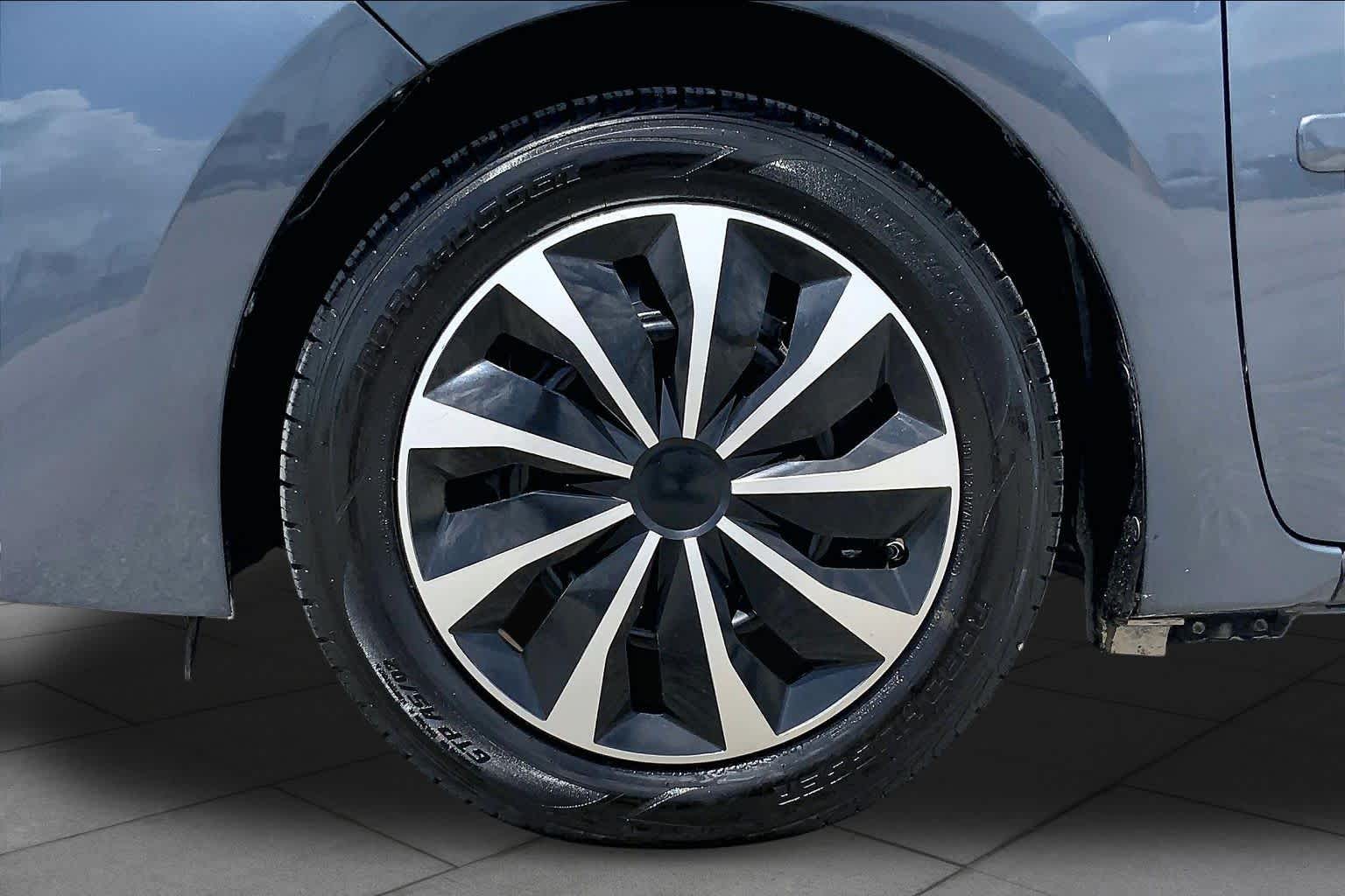 2018 Toyota Corolla LE Slate Metallic at HGreg Houston