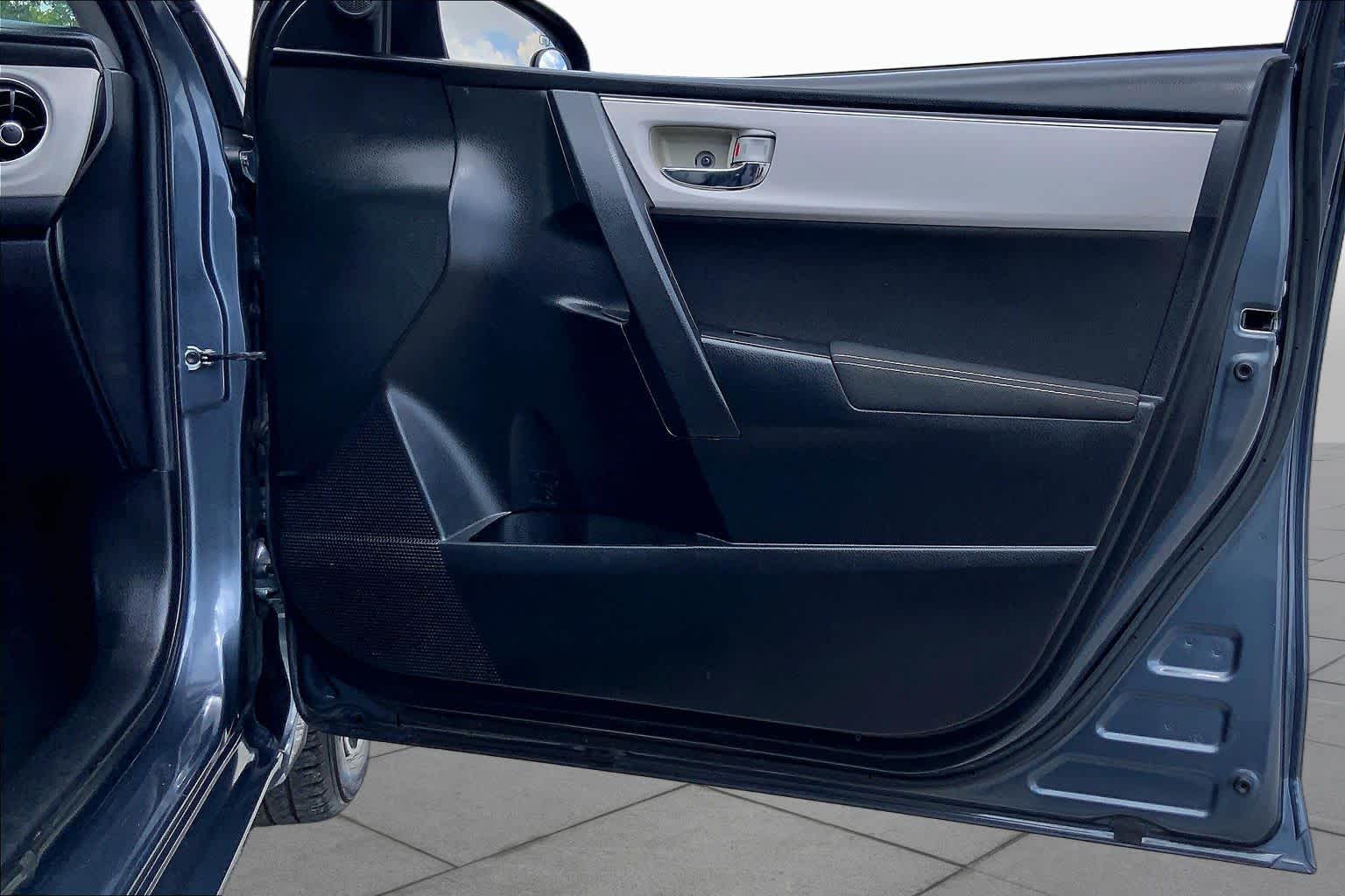 2018 Toyota Corolla LE Slate Metallic at HGreg Houston
