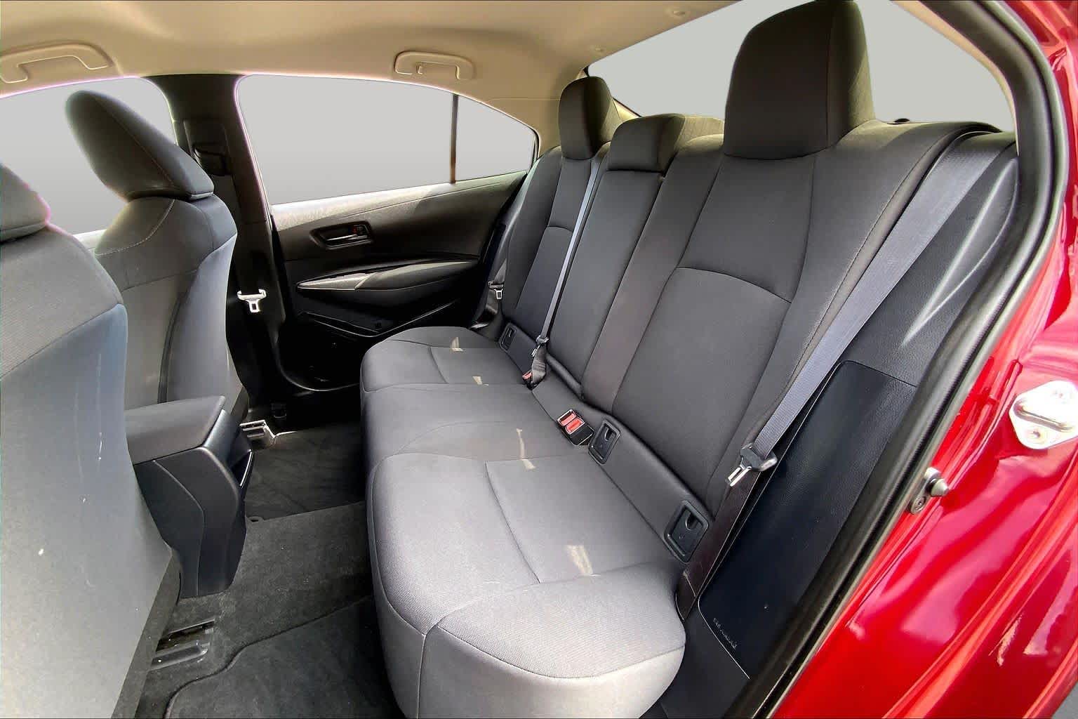 2022 Toyota Corolla LE Ruby Flare Pearl at HGreg Houston