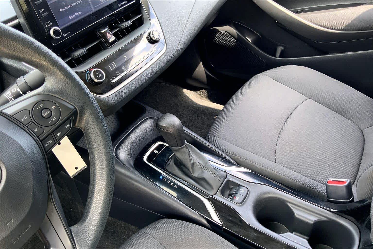 2022 Toyota Corolla LE Ruby Flare Pearl at HGreg Houston