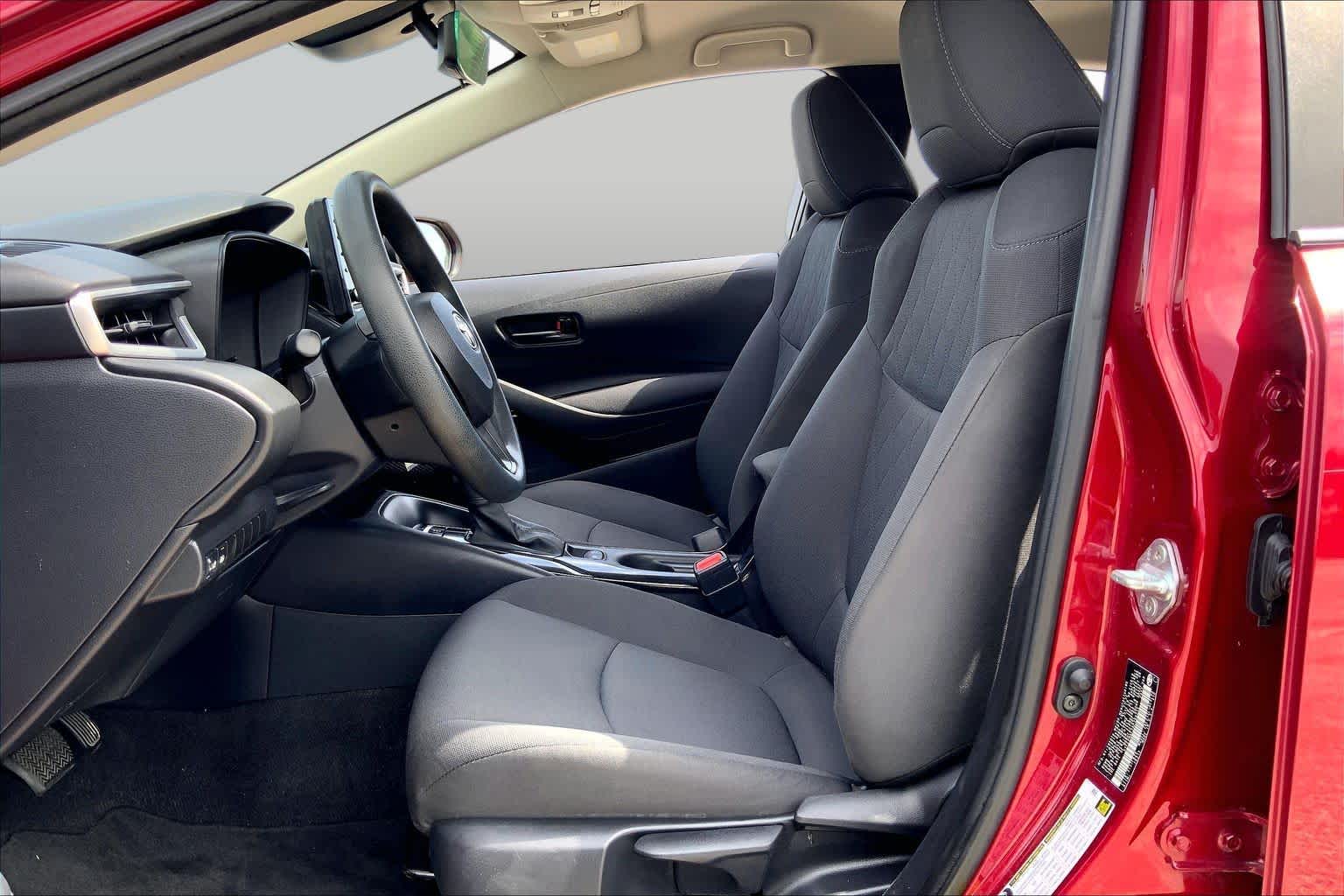 2022 Toyota Corolla LE Ruby Flare Pearl at HGreg Houston