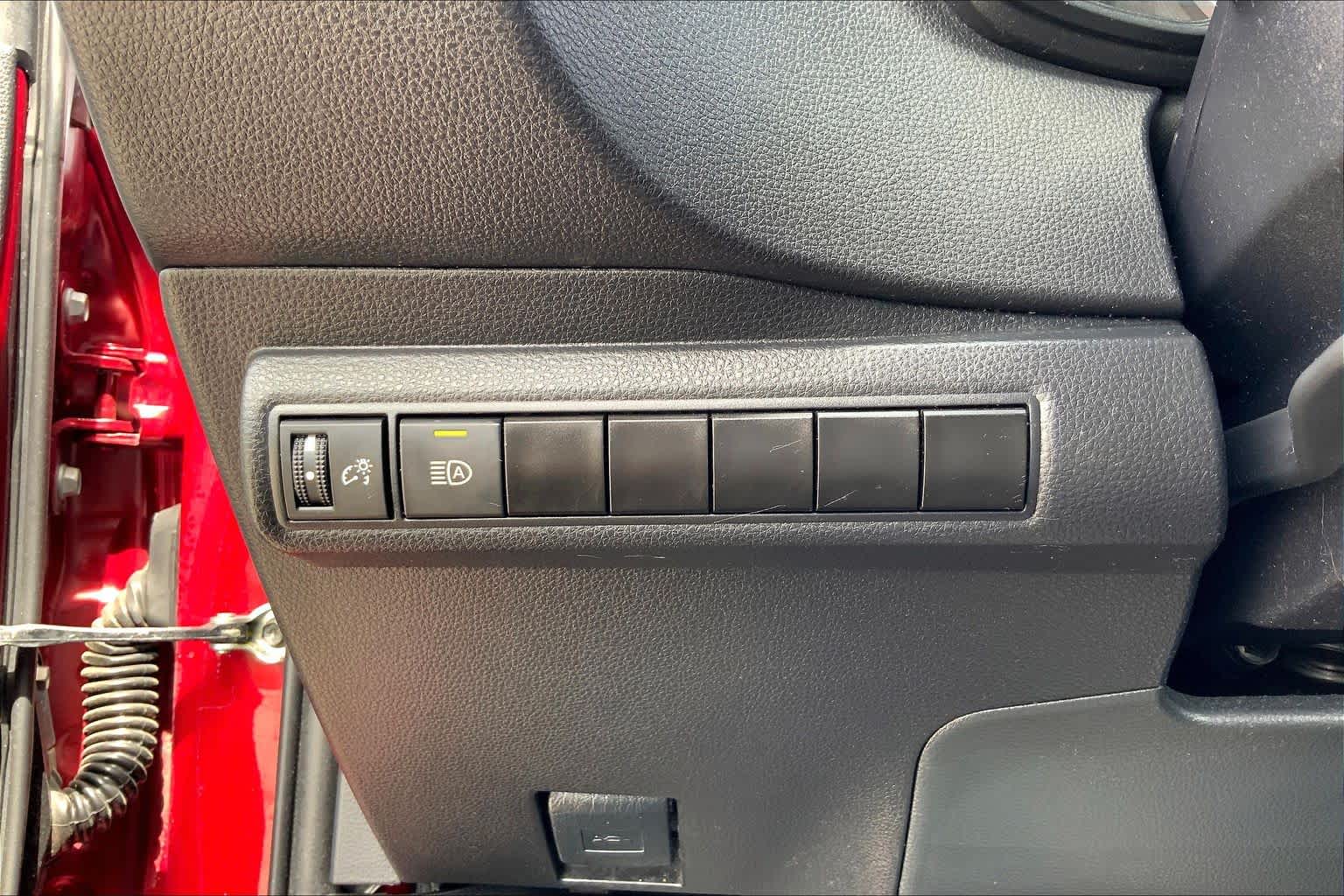 2022 Toyota Corolla LE Ruby Flare Pearl at HGreg Houston