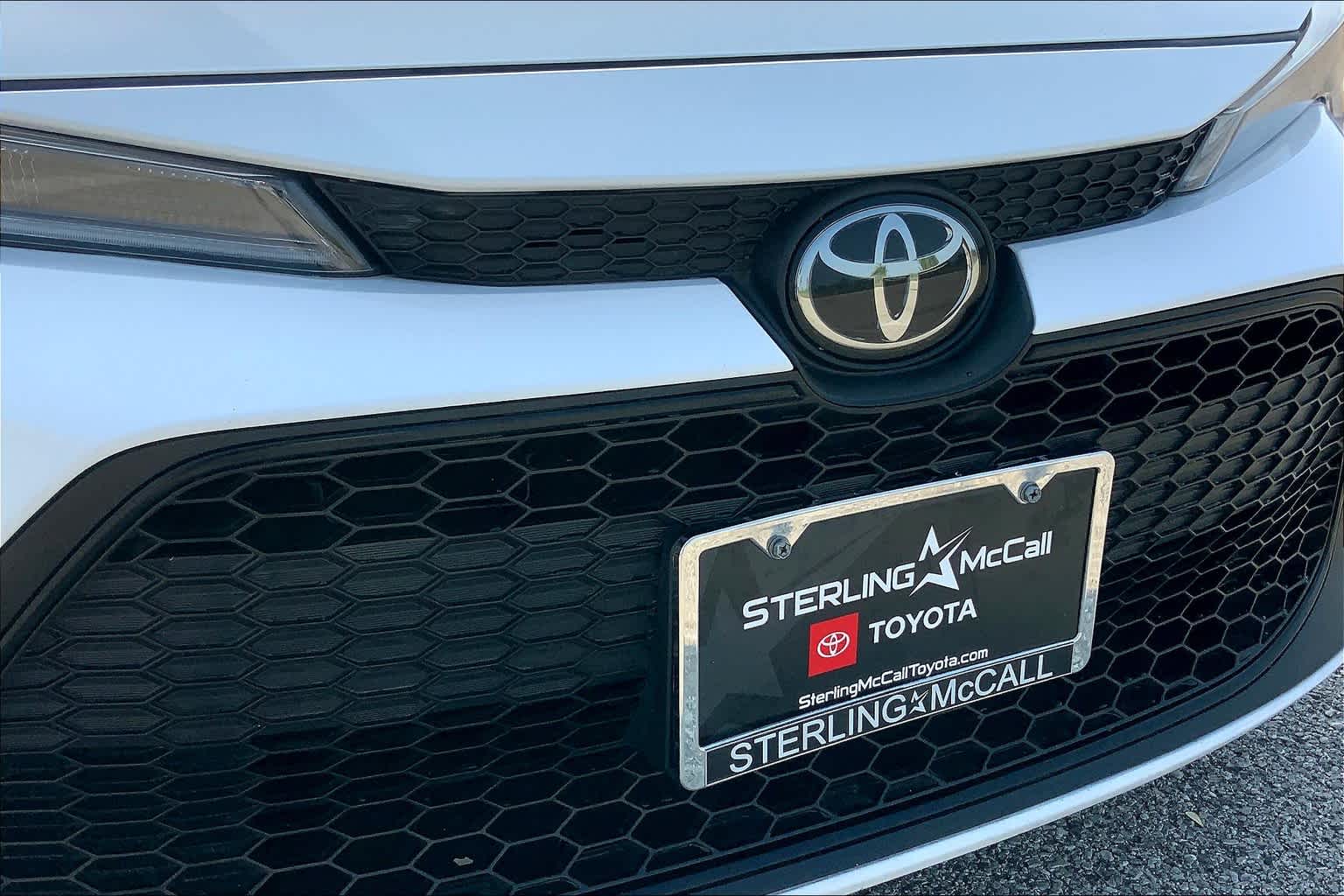 2021 Toyota Corolla LE Super White at HGreg Houston