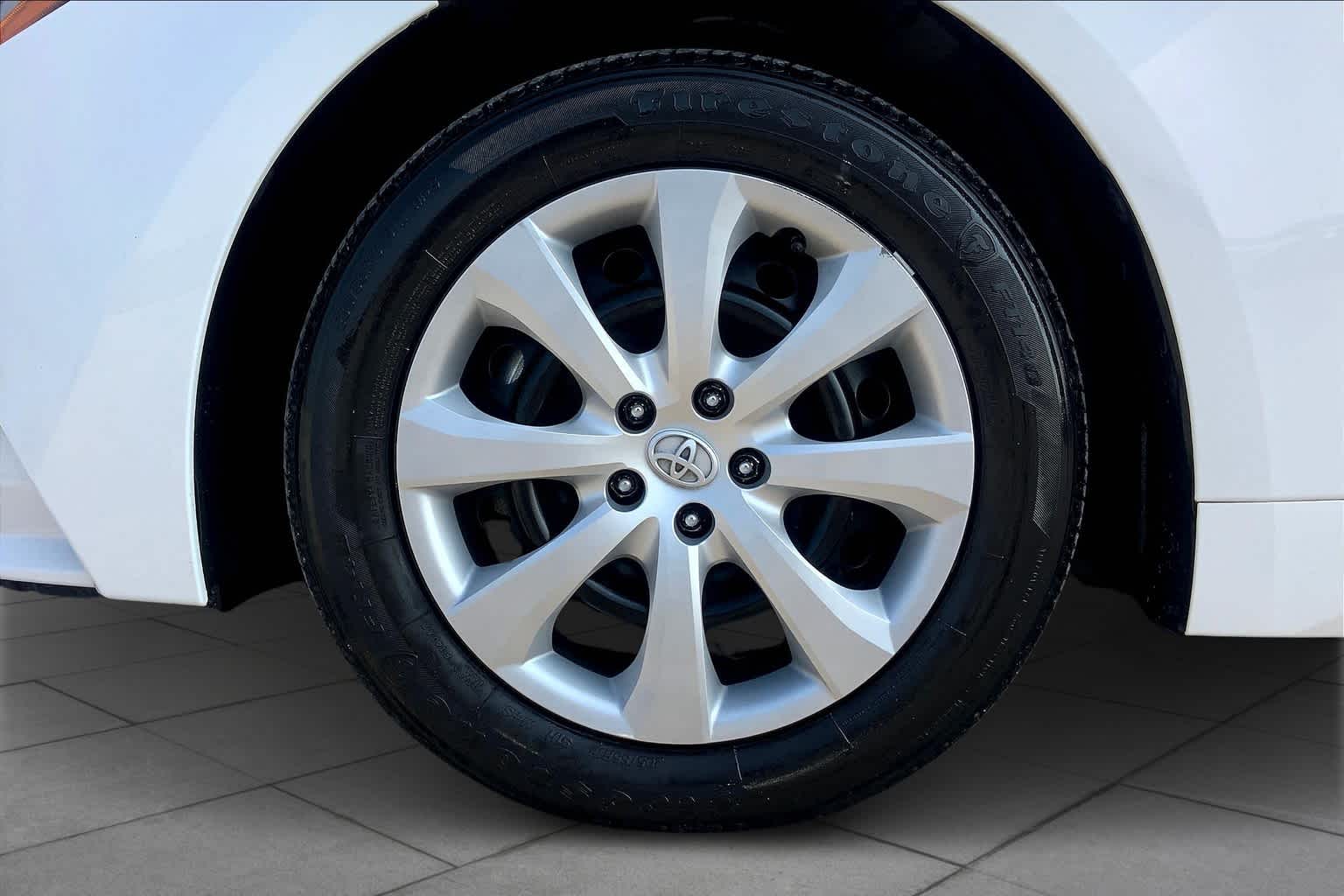 2021 Toyota Corolla LE Super White at HGreg Houston