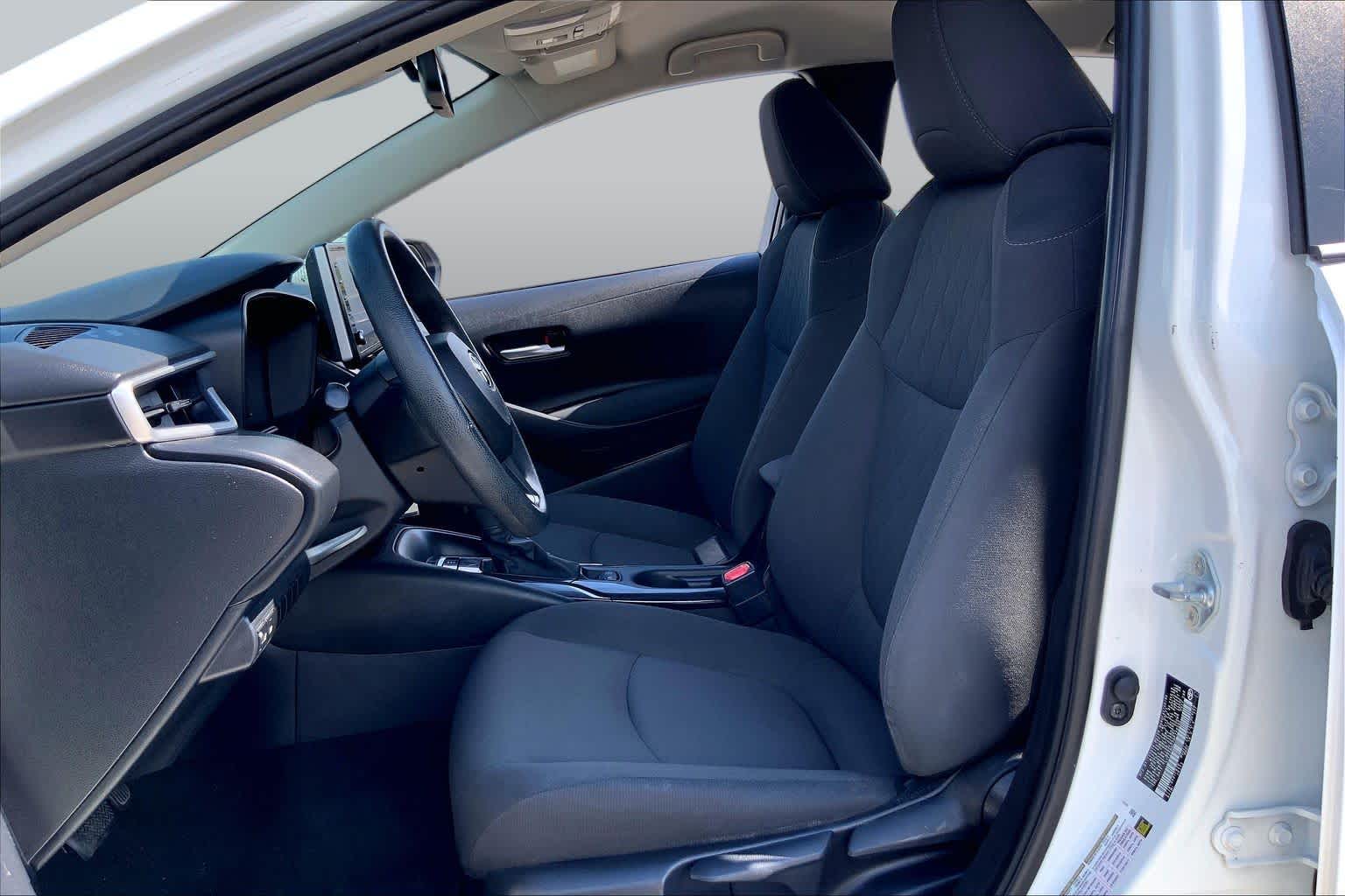 2021 Toyota Corolla LE Super White at AutoNation USA Katy