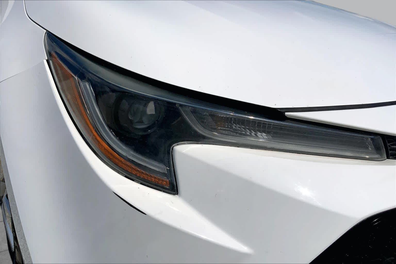 2021 Toyota Corolla LE Super White at AutoNation USA Katy