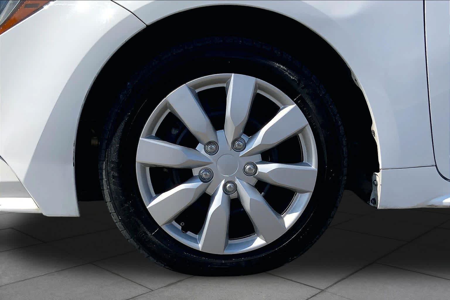 2021 Toyota Corolla LE Super White at AutoNation USA Katy