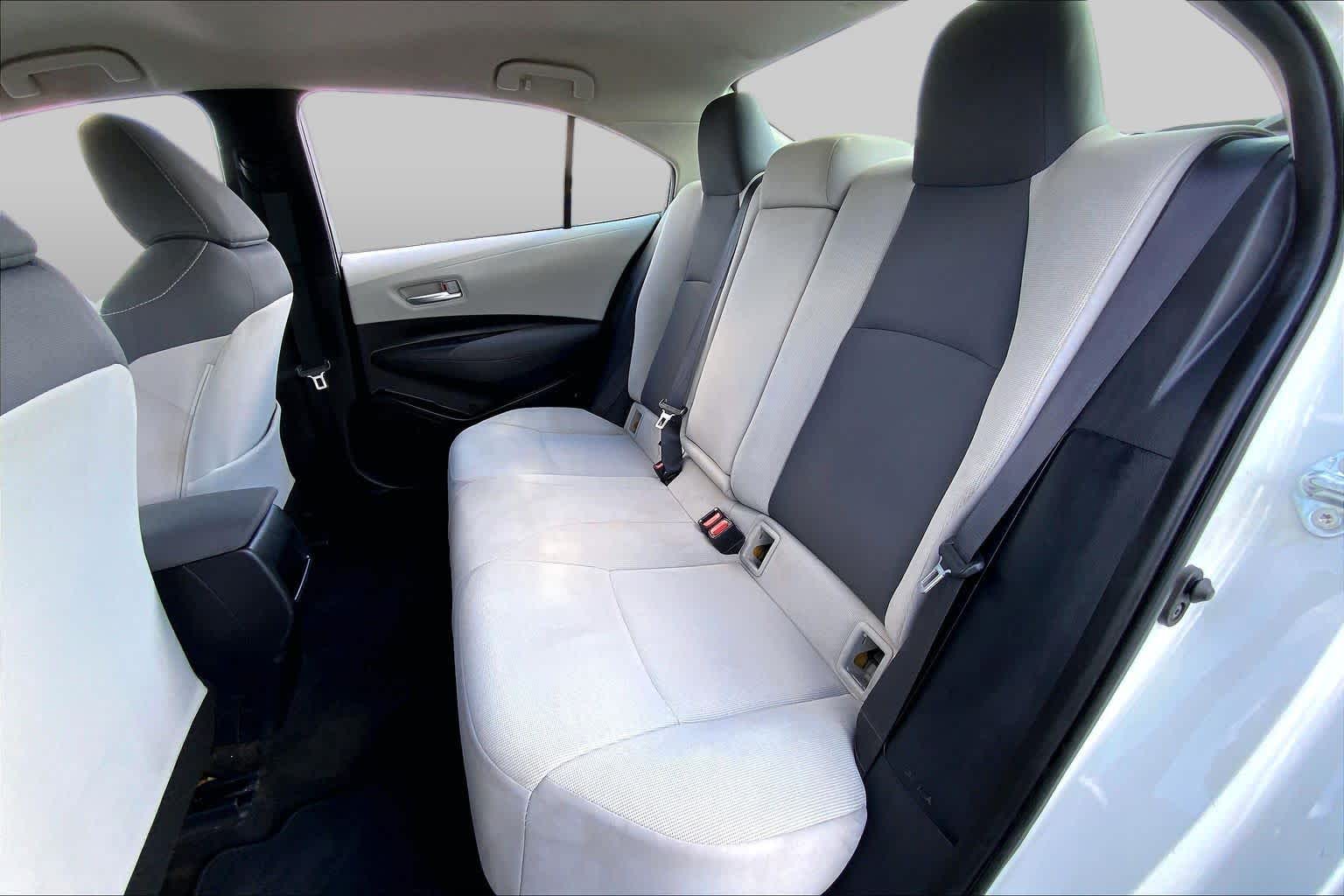 2021 Toyota Corolla photo 20 of 36