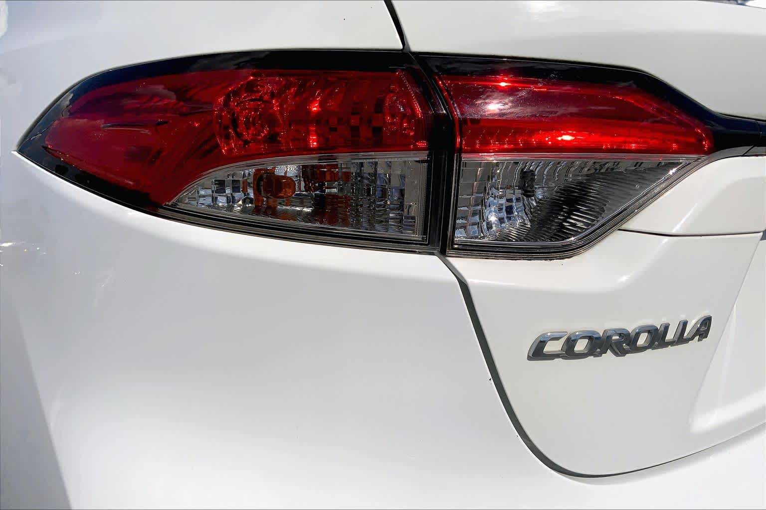 2021 Toyota Corolla photo 28 of 36